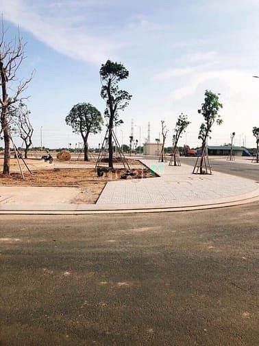Hình ảnh Bán đất MT QL13 KDC D-Villas sổ riêng từng nền diện tích 80-100-120m2