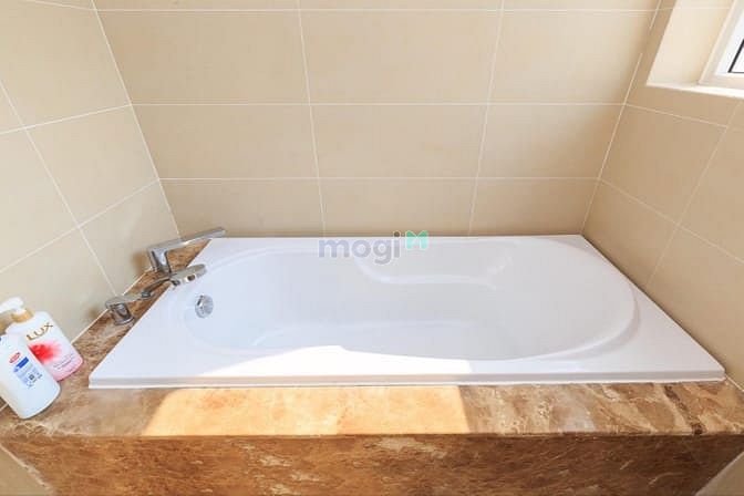 Hình ảnh Thuê Trang Chủ MB66.COM / Đăng Ký Tặng 66K Sky Center 3 phòng ngủ DT 130m2 full nội thất cao cấp 27Tr