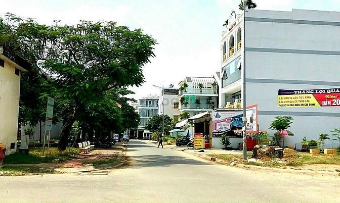 Hình ảnh Bán đất nền biêt thư dự án Bệnh Viện Quận 2, đường Lê Văn Thịnh.(5x21)