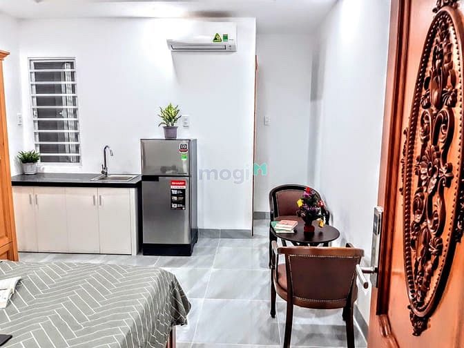 Hình ảnh Phòng cao cấp full nội thất rộng hơn 25m2 quận Tân Bình