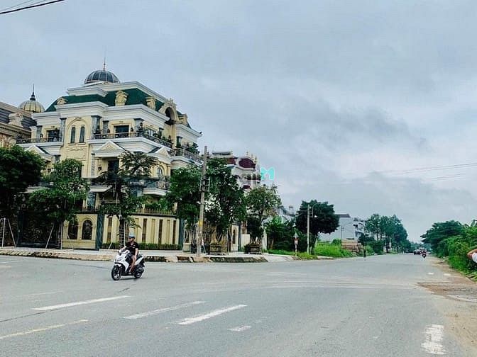 Hình ảnh Mua bán đất nền Quận Bình Tân, có Sổ hồng riêng, giá 32 triệu / m2