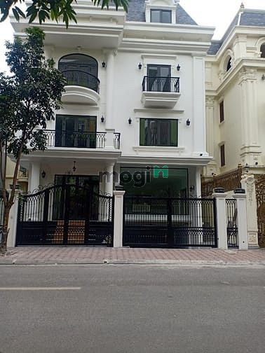 Hình ảnh Cho thuê Biệt thự, Khúc thừa dụ Cầu giấy 200m2x5T, thang máy, có hầm