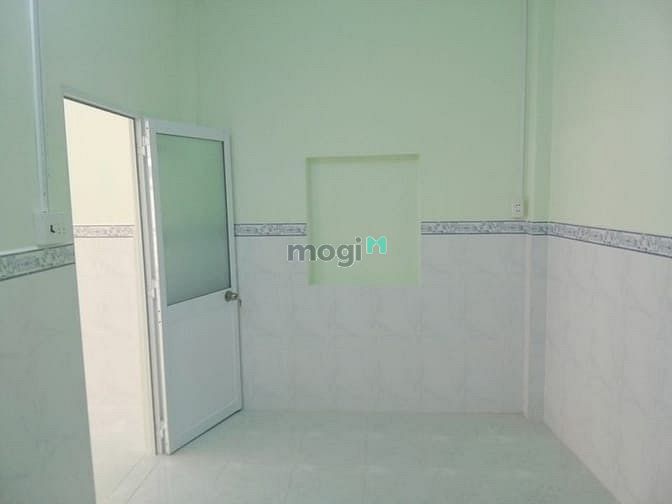 Hình ảnh Nhà trống đẹp đường Phú Thọ Hoà