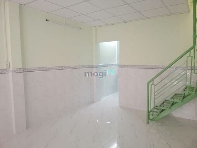 Hình ảnh Nhà trống đẹp đường Phú Thọ Hoà