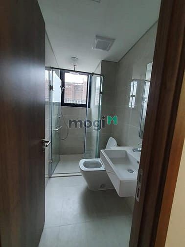 Hình ảnh Cho thuê căn 2PN-2WC full nội thất, tầng trung view thoáng