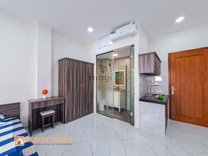 Hình ảnh ✈✈ Căn Hộ STUDIO full nội thất - Hầm giữ xe - ban công - Trung tâm Q1