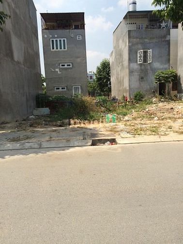 Hình ảnh Sang gấp đất MT Lê Thúc Hoạch,P.Phú Thọ Hoà,Tân Phú,SHR,Giá 2.8 tỷ