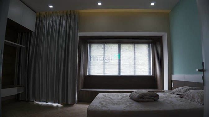 Hình ảnh Cho Thuê Nhà 686/5 CMT8, P5, Tân Bình. DTSD 200m2