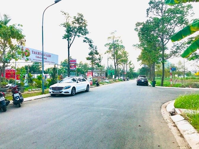 Hình ảnh Bán đất 130m2 sổ đỏ giá 7.54 tỷ MT đường Vành Đai KDC 13B Conic.