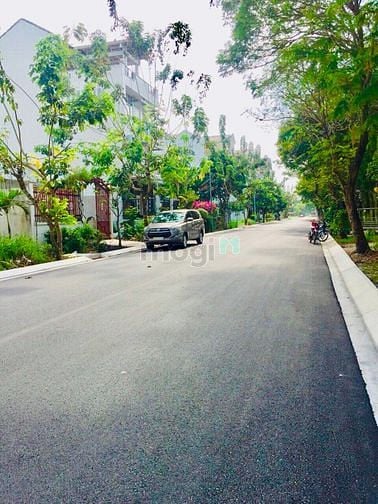 Hình ảnh Bán đất 130m2 sổ đỏ giá 7.54 tỷ MT đường Vành Đai KDC 13B Conic.