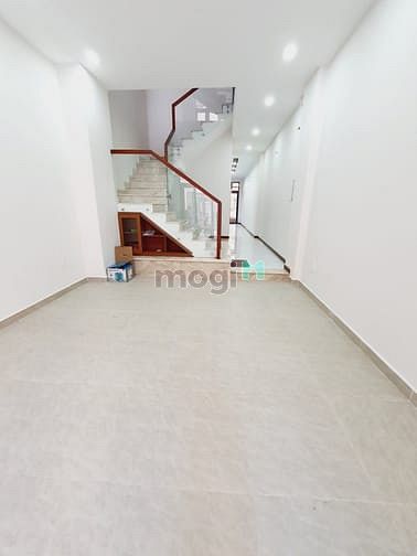 Hình ảnh Cho thuê mặt tiền 340C Hoàng Văn Thụ. Phường 4, Quận tân bình