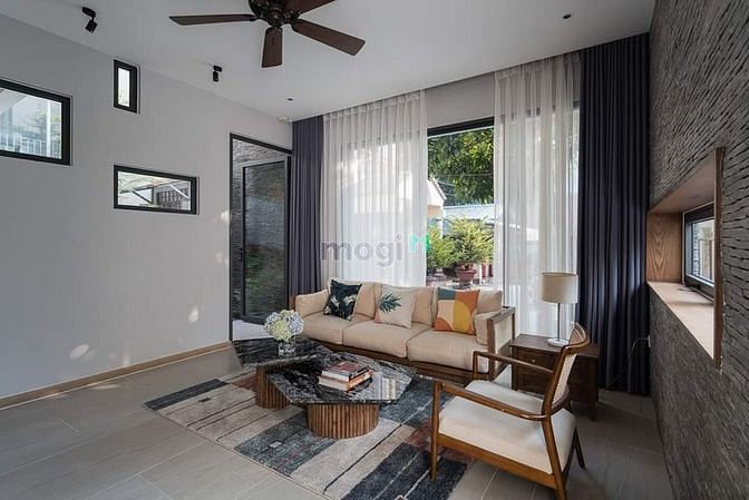 Hình ảnh Cho thuê nguyên căn 702/3C Sư Vạn Hạnh góc Vạn Hạnh Mall, Q10