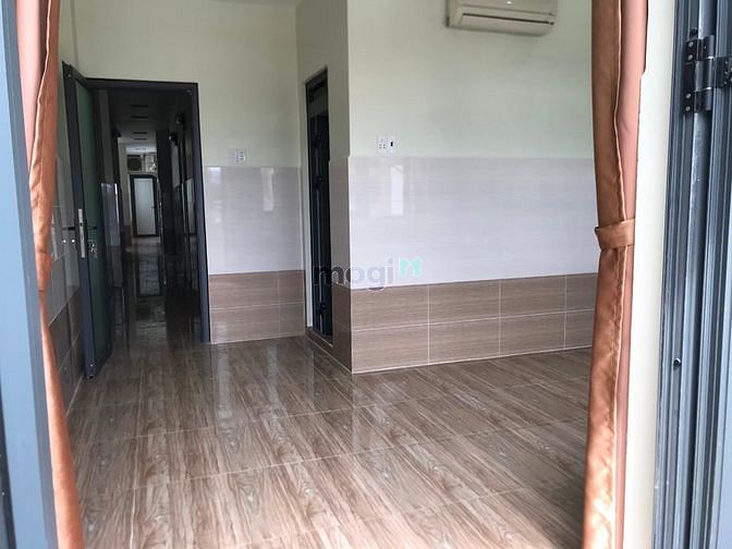 Hình ảnh PHÒNG TRỌ có THANG MÁY, MÁY LẠNH, mới 100%, đường Tên Lửa