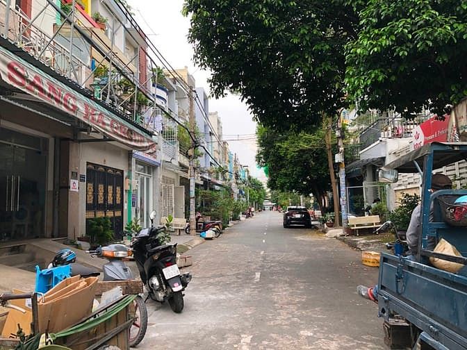 Hình ảnh Nhà đẹp 3 lầu phường Tây Thạnh
