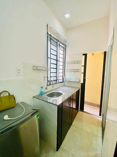 Hình ảnh ✈️ studio full nội thất, bancony, có thể thương lượng
