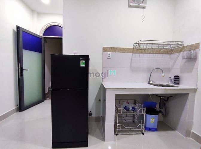 Hình ảnh CHDV mới xây, ban công,full nội thất, đường hồng hà.TB