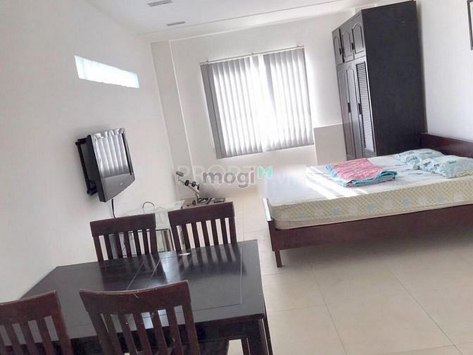 Hình ảnh Bán nhà mặt tiền khu trung tâm đông đúc quận 4 - Đang cho thuê thu nhậ