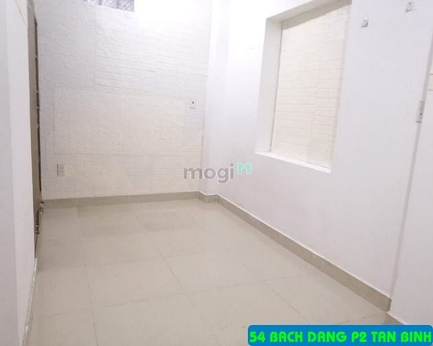 Hình ảnh Phòng trọ Quận Tân Bình 20m² có ban công CHỈ 3TR2