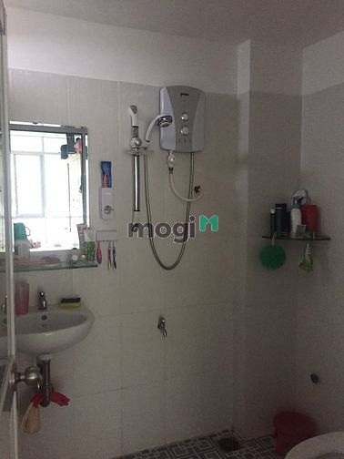 Hình ảnh Nhà hẻm 1 xuyệt giá rẻ vào ở liền