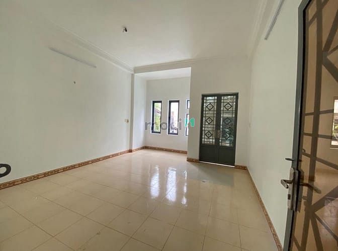 Hình ảnh Nhà đẹp mới xây mặt tiền Đỗ Bí