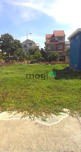 Hình ảnh Bán đất MT Hà Huy Giáp, Thạnh Xuân, Q12, ngay ngã tư Bách Hoá, shr,