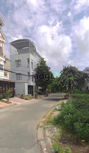 Hình ảnh Cuối năm bán lô đất đường 8m Quang Trung p11 Gò Vấp, sổ riêng TT 2.5