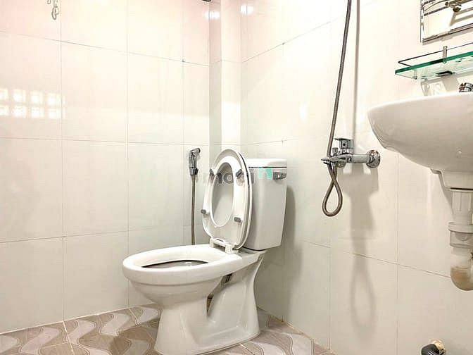 Hình ảnh Cho thuê phòng trọ có nội thất gần phần mềm Quang Trung
