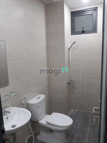 Hình ảnh Cho thuê nhà Hoàng Hoa Thám, Phường 13, Tân Bình, 4.3x15, 1tr3l.
