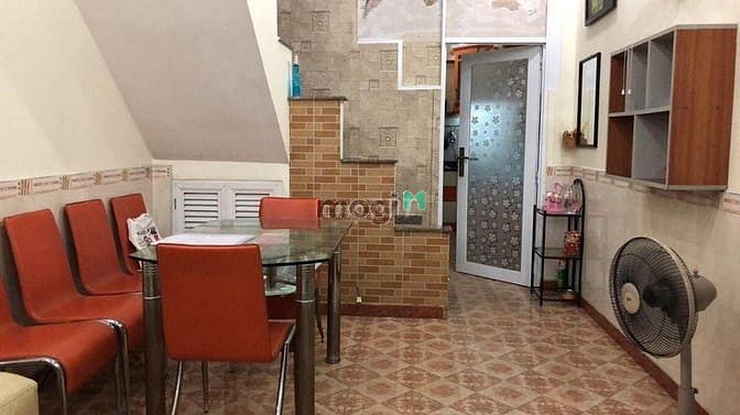 Hình ảnh Cho thuê nhà 106/8a cx Trần Quang Diệu, P14. Quận 3