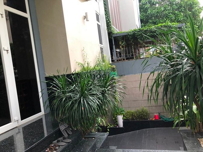 Hình ảnh Cho Thuê Biệt Thự Đường 34 Trần Não Ngay Cạnh Sông