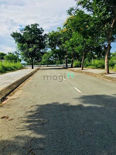 Hình ảnh Đất biệt thự ngay View sông 300m2(12x25) - đường 12m ,dg Tam Đa,Q9