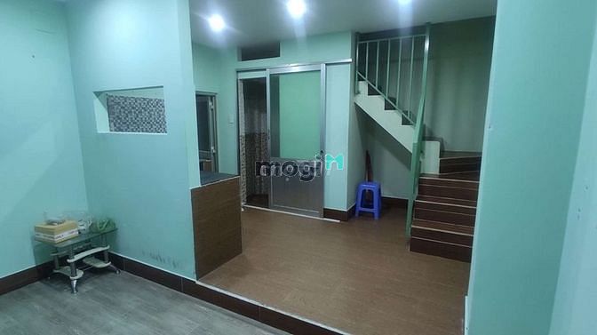 Hình ảnh Nhà cho thuê giá rẻ hẻm Văn Cao