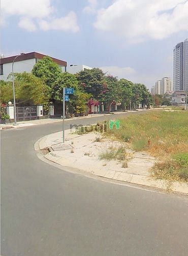 Hình ảnh Sang gấp đất KDC Đường Lê Văn Lương SADECO, P. Tân Phong, Quận 7