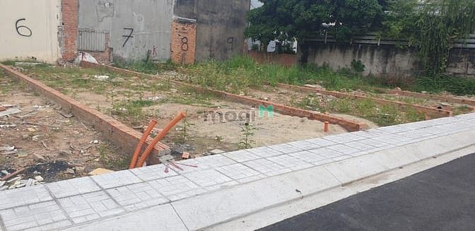 Hình ảnh Bán đất đường Tân Sơn Nhì quận Tân Phú giá rẻ
