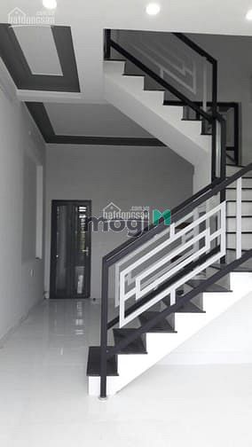 Hình ảnh HOT ** Nhà mới - đẹp Lê Trọng Tấn cách mặt tiền 1 căn