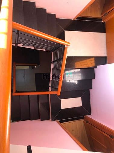 Hình ảnh Cho thuê nhà 206a Sư Vạn Hạnh, phường 2,   quận 10. Vị trí đắc địa