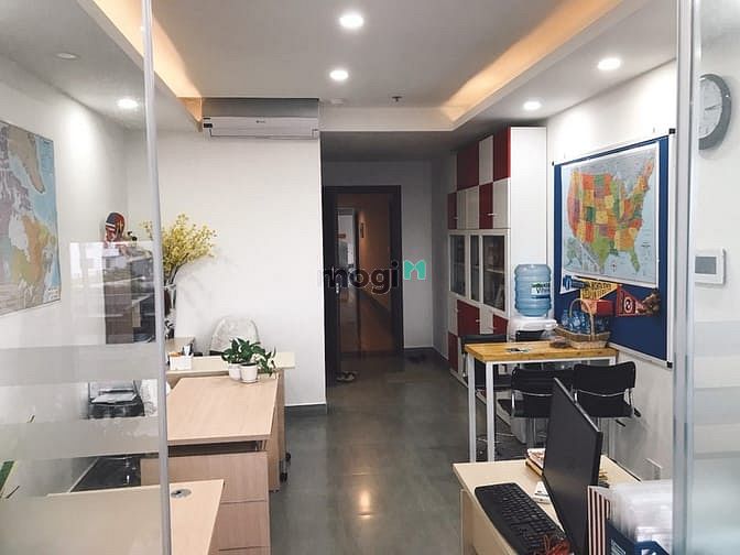 Hình ảnh Mb6623 nạp rút nhanh chóng cho thuê 10tr/th, nội thất văn phòng 35m2, Garden Gate Novaland