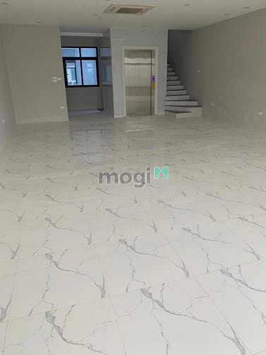 Hình ảnh Cho thuê nhà phố Hoàng Ngân 70m2 30tr