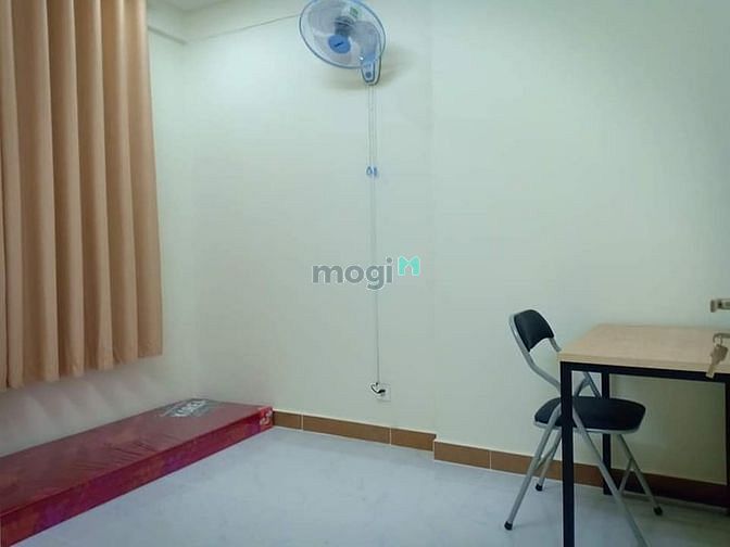 Hình ảnh Phòng trọ Era town Đức Khải, phòng rộng có đủ nội thất máy lạnh .