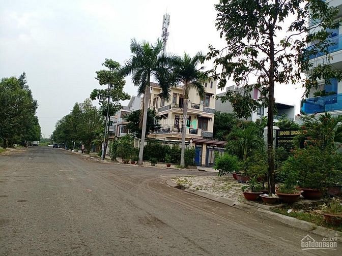 Hình ảnh Tôi bán đất sau Vincom Nguyễn Xí, P26, Bình Thạnh giá chỉ 2.9 tỷ /nền,