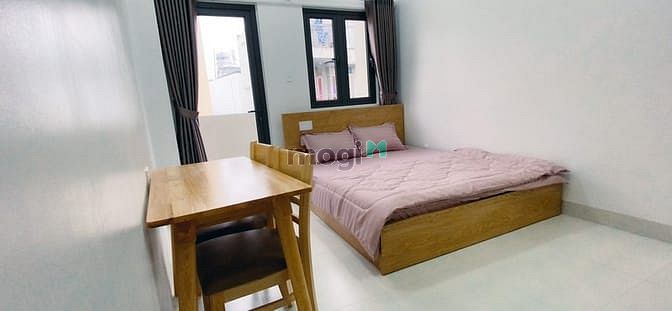 Hình ảnh CHDV ban công, full nội thất, ngay ga tàu. PN