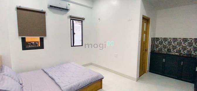 Hình ảnh CHDV ban công, full nội thất, ngay ga tàu. PN