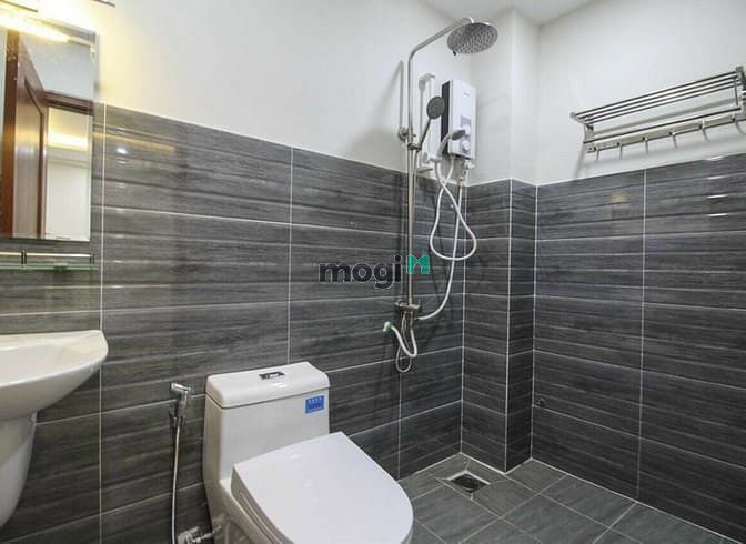 Hình ảnh Cho thuê nhà 208/5a Sư Vạn Hạnh, P12, Quận 10, dtsd 180m2