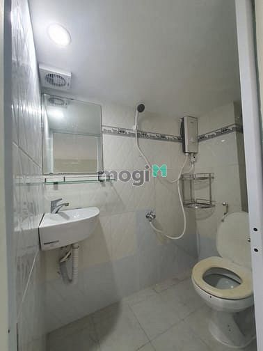 Hình ảnh Mb6623 nạp rút nhanh chóng có gác phòng rộng gần Lotte Mart Đh Tôn Đức Thắng