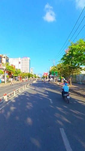 Hình ảnh Bán gấp 2 nền nhà phố MT Kênh Tân Hóa, Tân Phú, đối diện Đầm Sen.