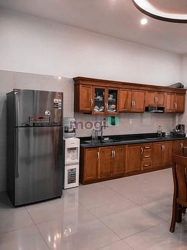 Hình ảnh Cho thuê nhà Văn Cao 4 tầng 4 - 6 phòng ngủ, full nội thất tiện nghi