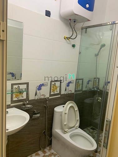 Hình ảnh Cho thuê nhà Văn Cao mới xây đẹp, full nội thất tiện nghi: 4 - 6 phòng