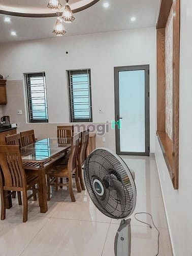 Hình ảnh Cho thuê nhà Văn Cao mới xây đẹp, full nội thất tiện nghi: 4 - 6 phòng