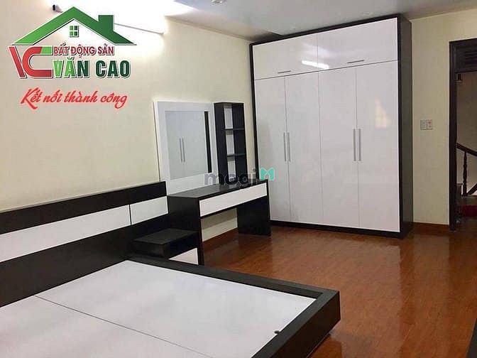 Hình ảnh Cho thuê nhà Văn Cao mới xây đẹp, full nội thất tiện nghi: 4 - 6 phòng