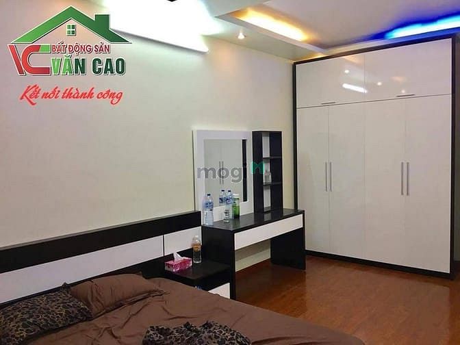Hình ảnh Cho thuê nhà Văn Cao mới xây đẹp, full nội thất tiện nghi: 4 - 6 phòng